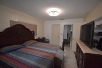 4250 NW 49th Terrace, Lauderdale Lakes, FL 33319