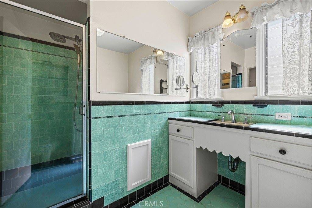 1809 North Fairview, Burbank, CA 91505