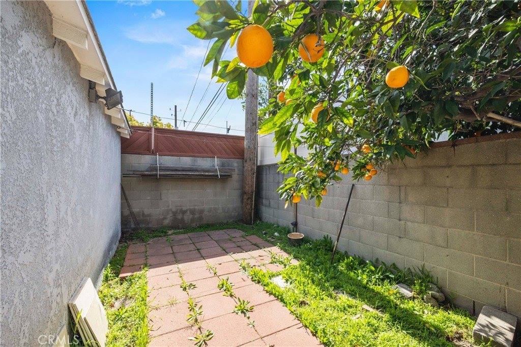 1809 North Fairview, Burbank, CA 91505