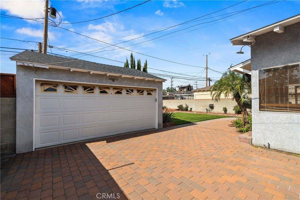 1809 North Fairview, Burbank, CA 91505