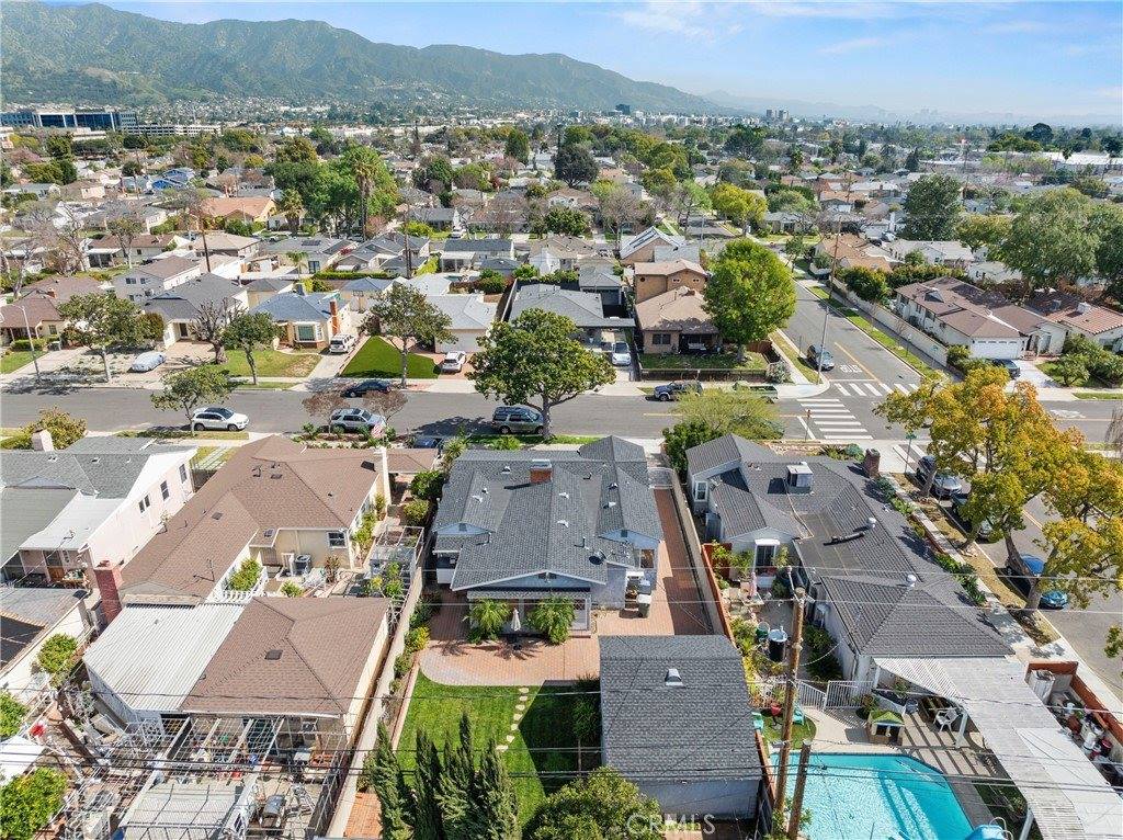 1809 North Fairview, Burbank, CA 91505