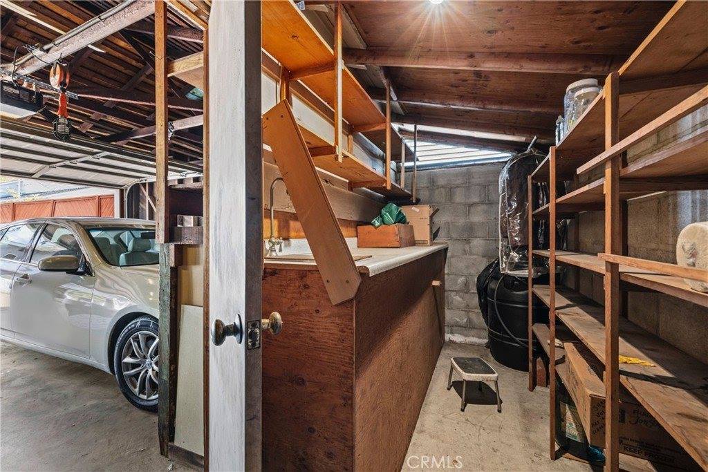 1809 North Fairview, Burbank, CA 91505