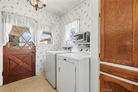1809 North Fairview, Burbank, CA 91505