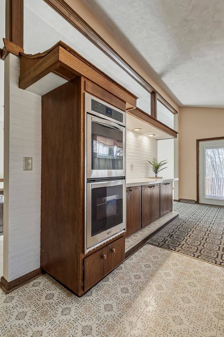 4301 45th Avenue, Rock Island, IL 61201