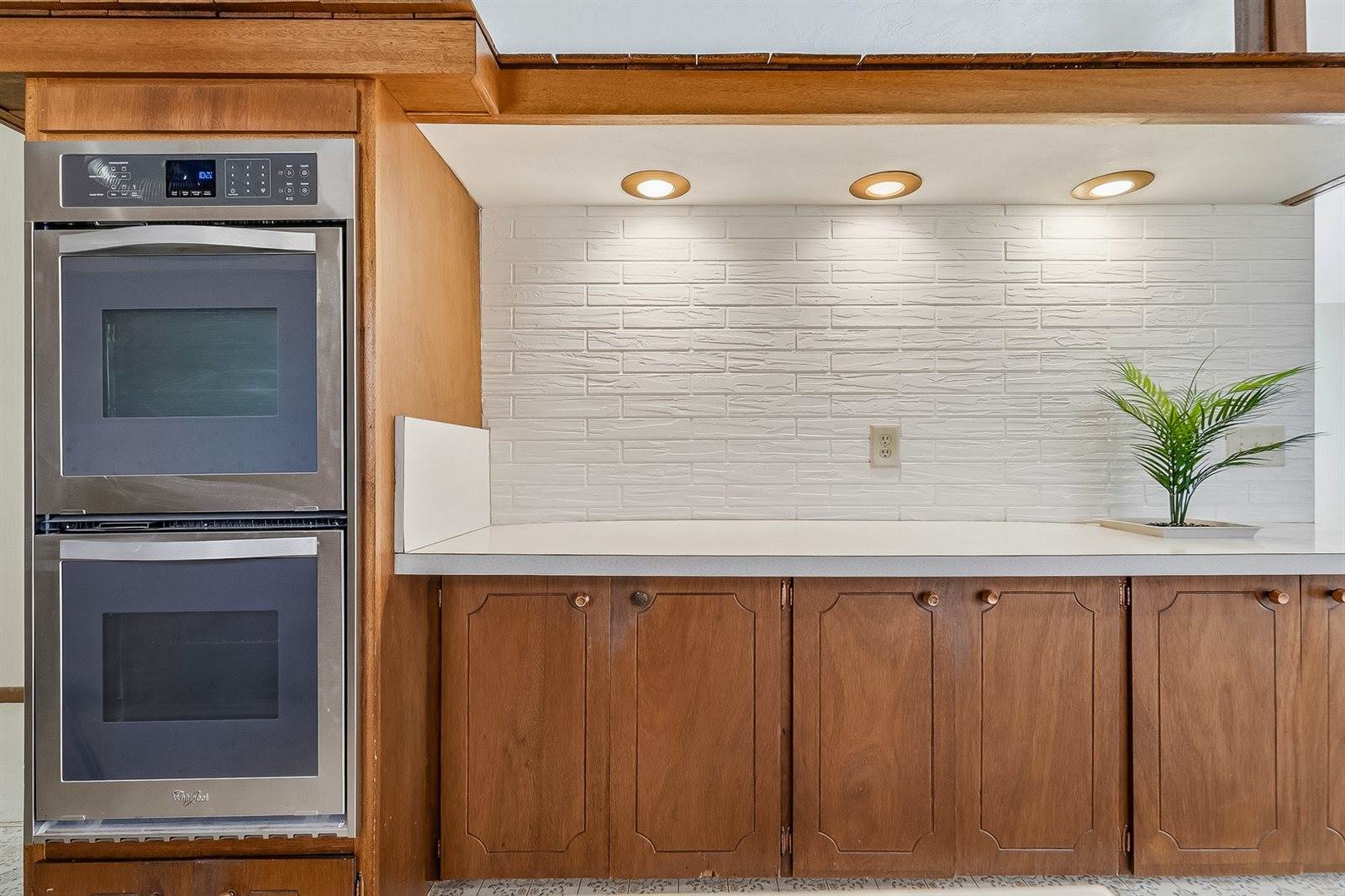 4301 45th Avenue, Rock Island, IL 61201