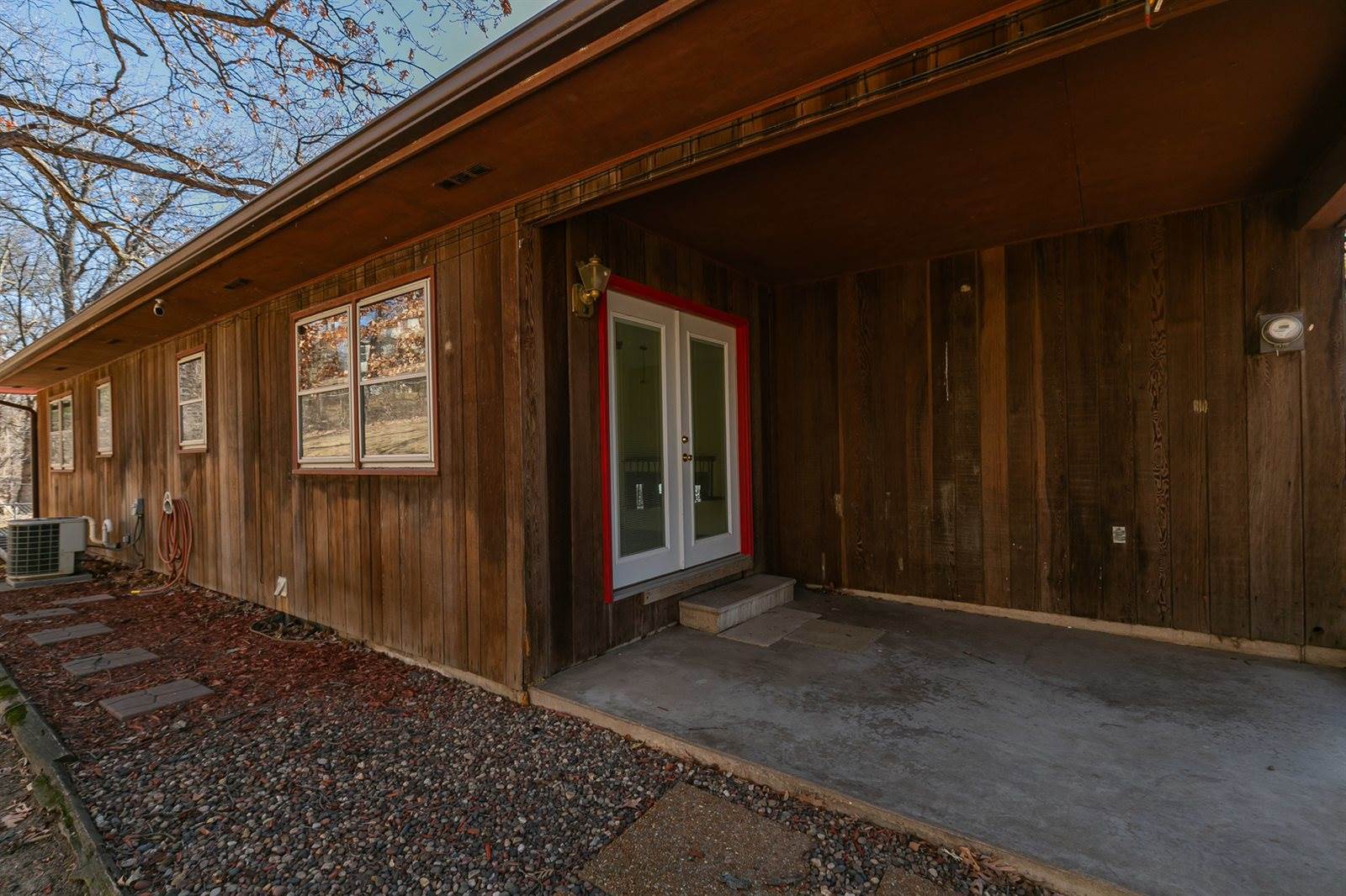 4301 45th Avenue, Rock Island, IL 61201