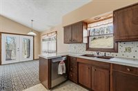 4301 45th Avenue, Rock Island, IL 61201