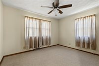 4301 45th Avenue, Rock Island, IL 61201