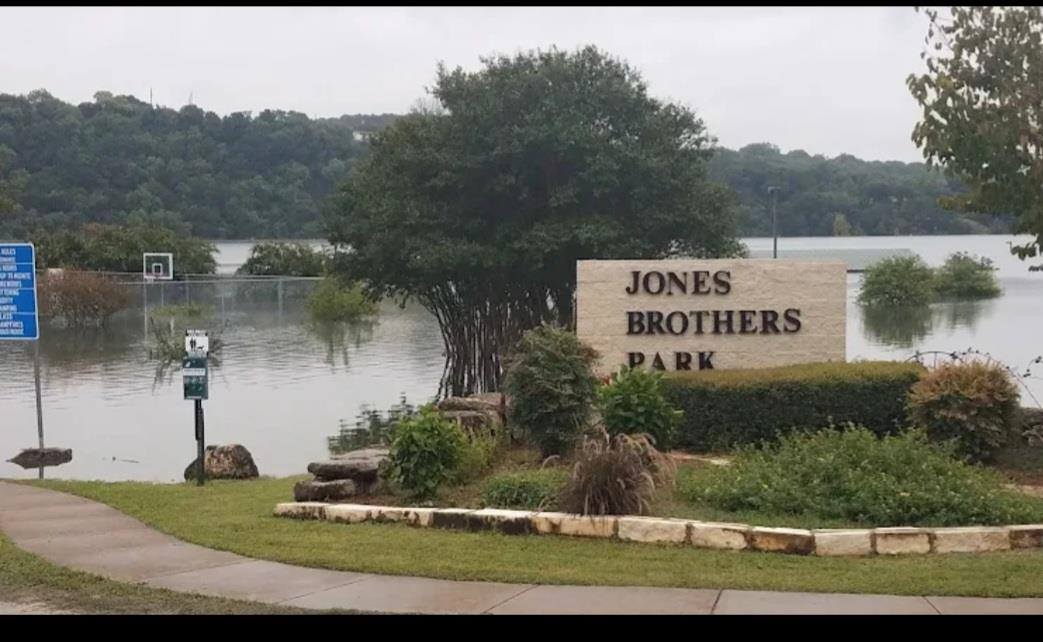 10908 5th St, Jonestown, TX 78645