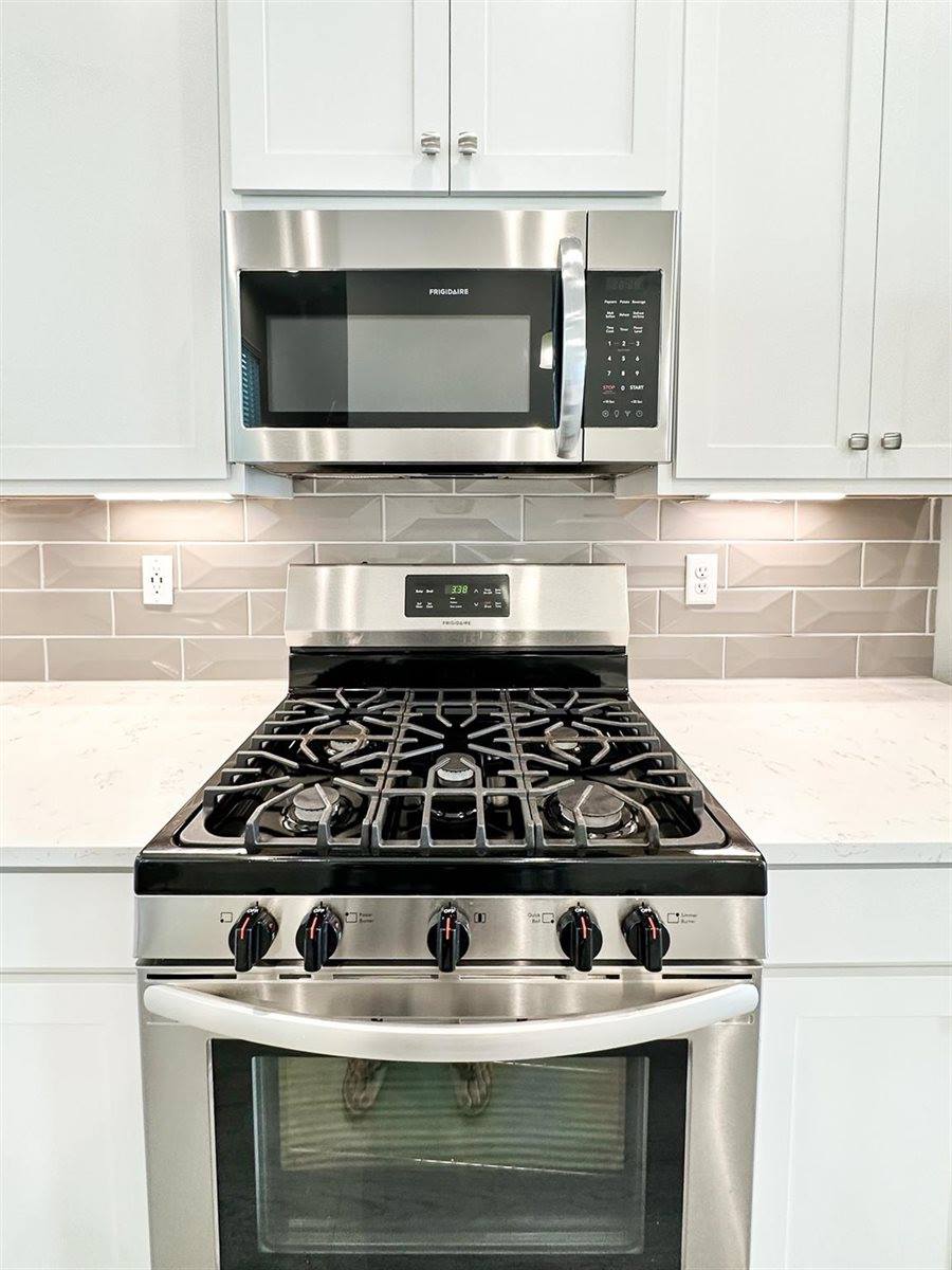 9007 Lonestar Creekbend Lane, Houston, TX 77080