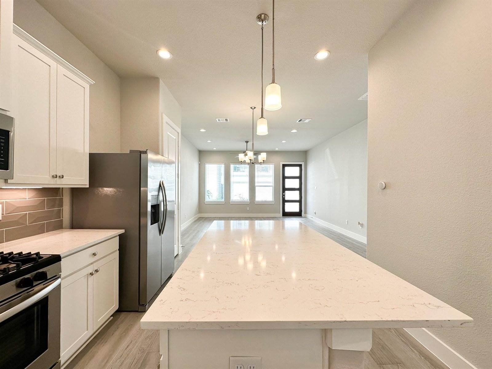 9007 Lonestar Creekbend Lane, Houston, TX 77080