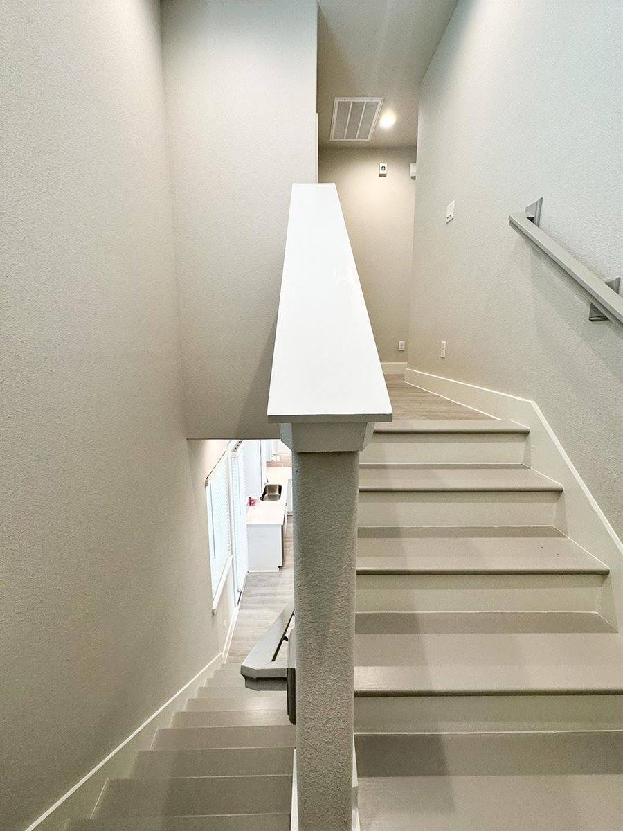 9007 Lonestar Creekbend Lane, Houston, TX 77080