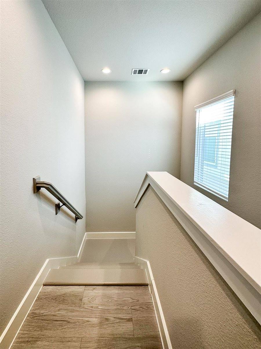 9007 Lonestar Creekbend Lane, Houston, TX 77080