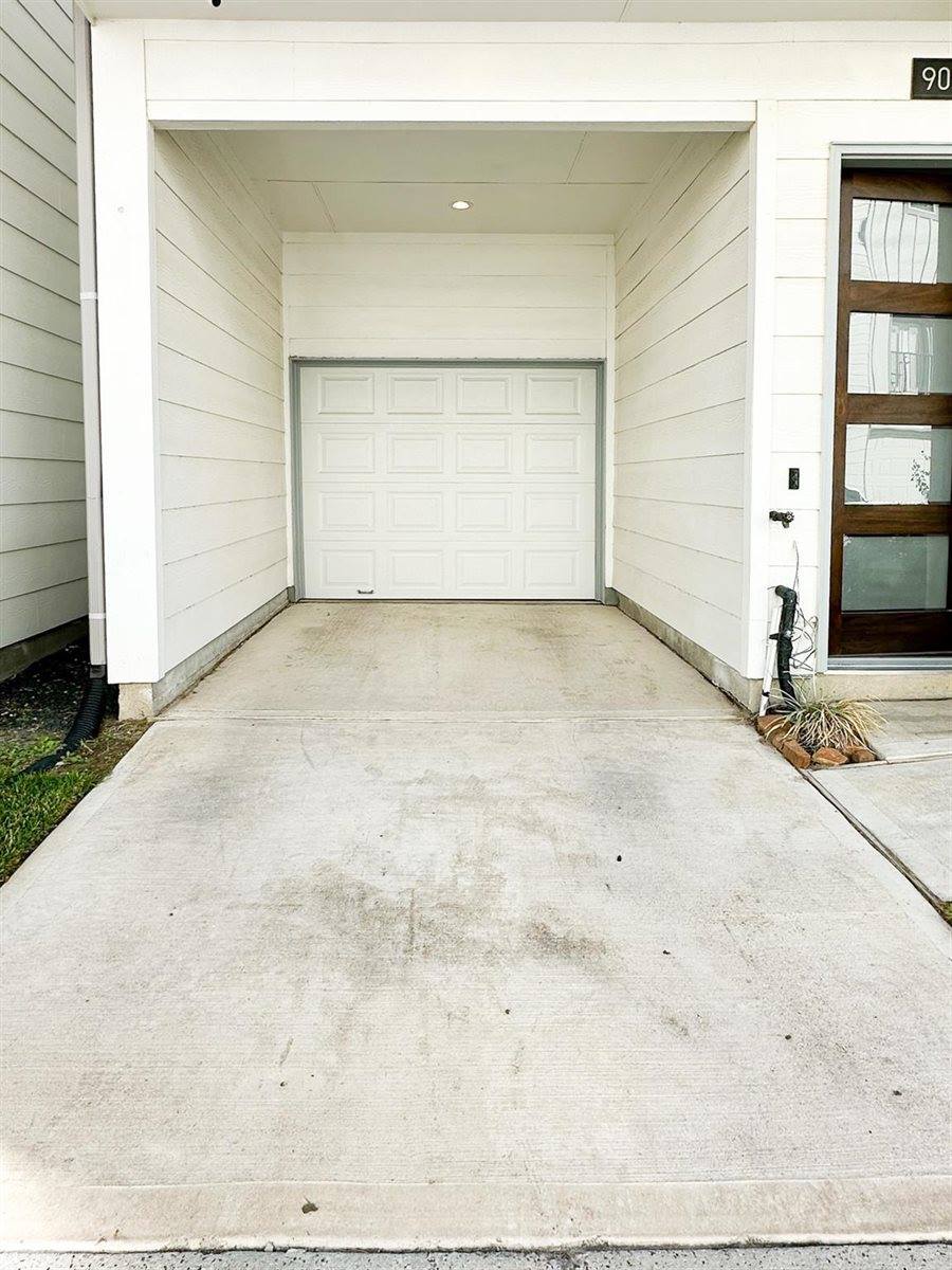 9007 Lonestar Creekbend Lane, Houston, TX 77080