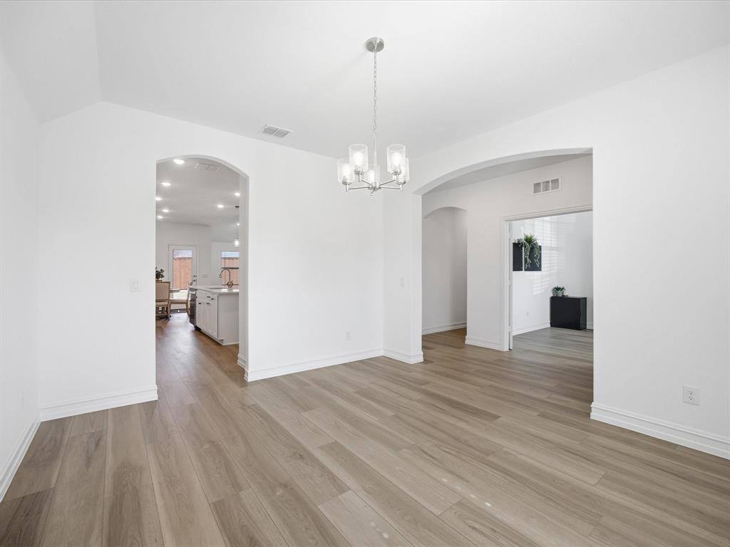 769 Brozgold Avenue, Midlothian, TX 76065