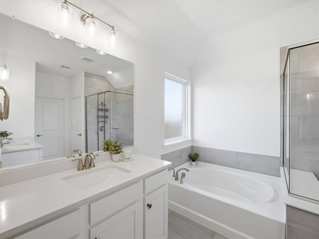 769 Brozgold Avenue, Midlothian, TX 76065