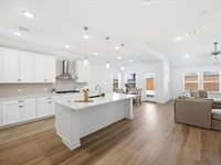 769 Brozgold Avenue, Midlothian, TX 76065