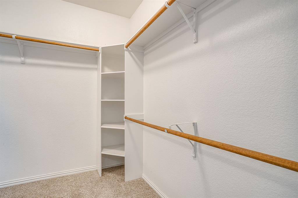 912 Robbins Way, Saginaw, TX 76179