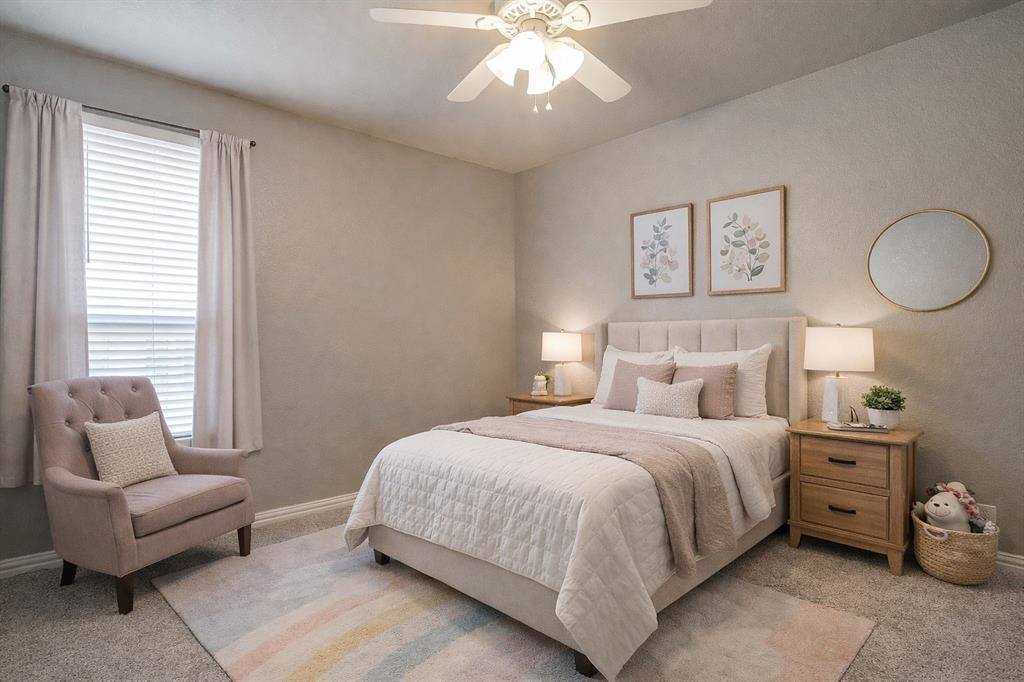 912 Robbins Way, Saginaw, TX 76179