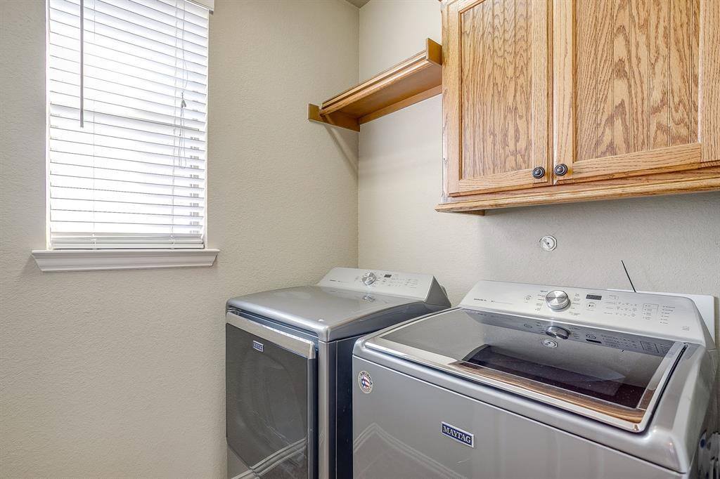 912 Robbins Way, Saginaw, TX 76179
