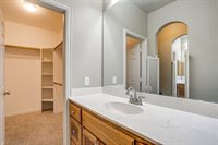 912 Robbins Way, Saginaw, TX 76179