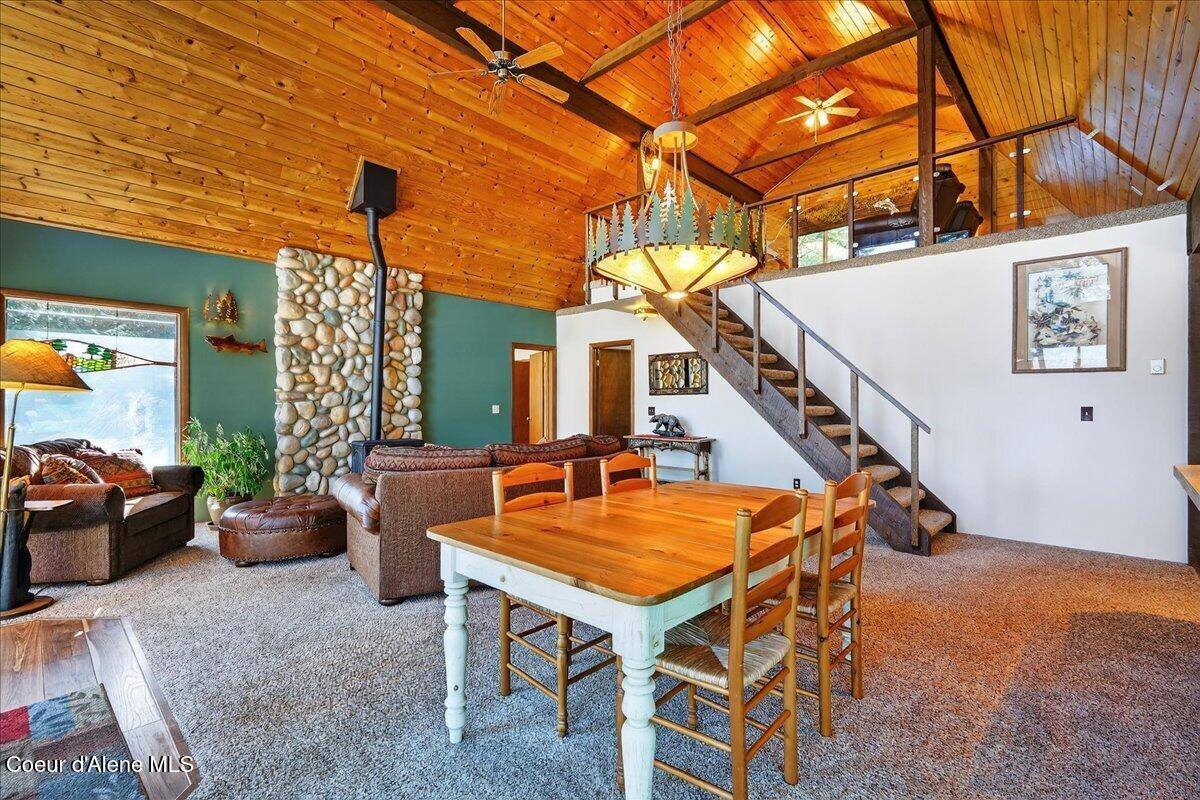 14205 North Taylors Terrace Rd, Hayden, ID 83835