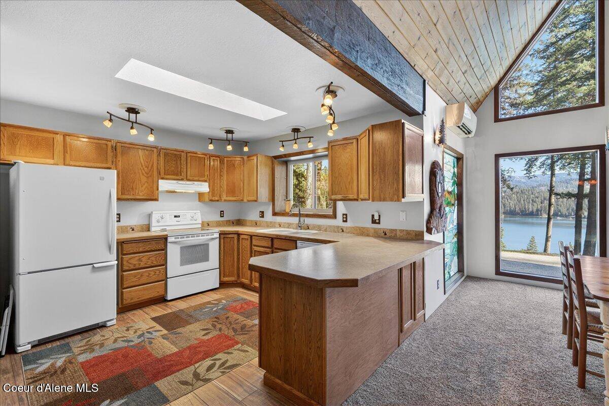 14205 North Taylors Terrace Rd, Hayden, ID 83835