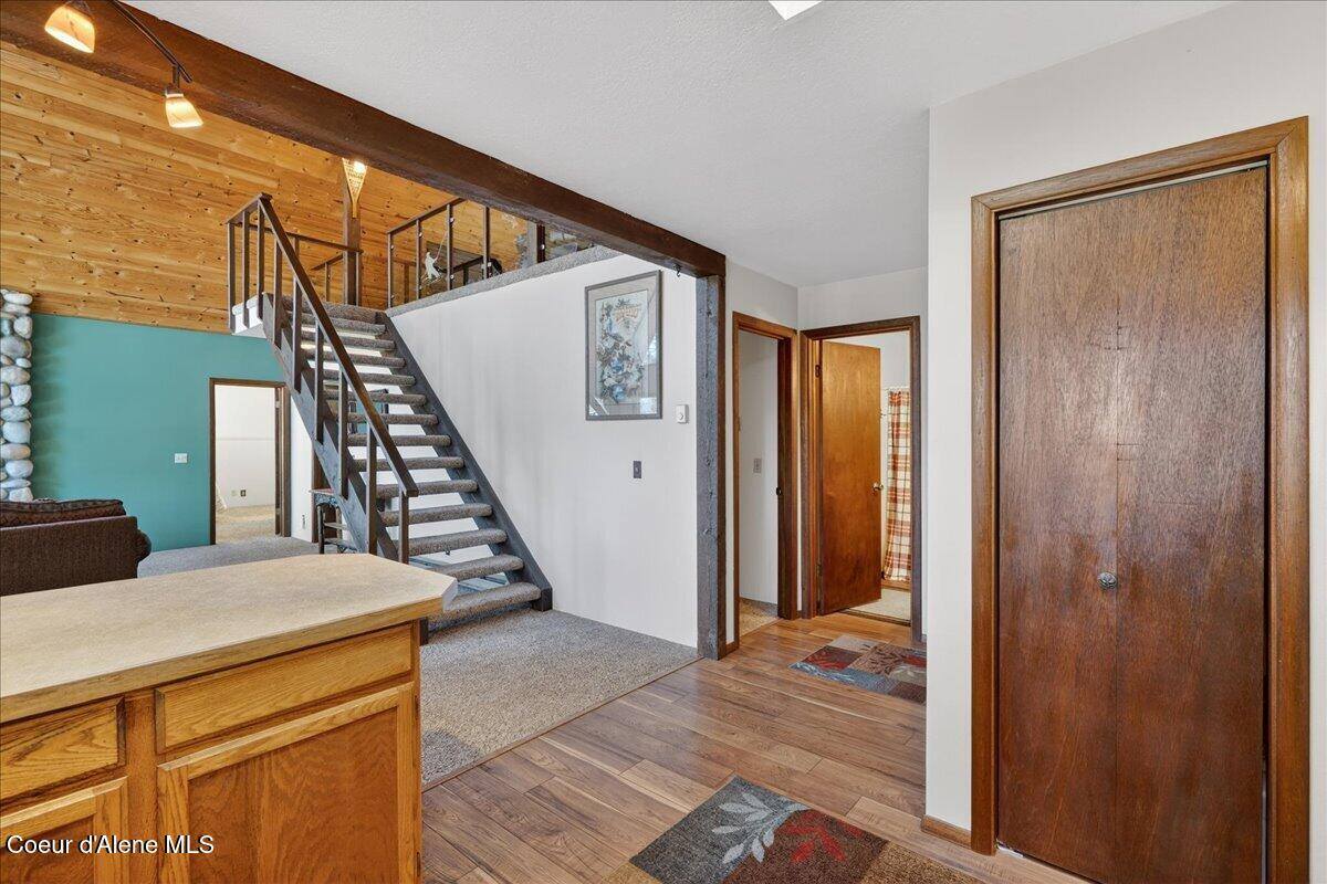 14205 North Taylors Terrace Rd, Hayden, ID 83835