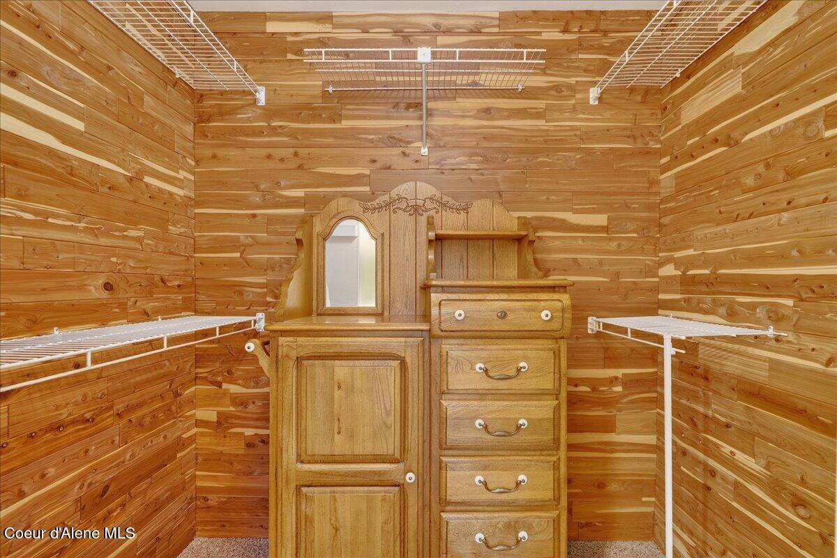 14205 North Taylors Terrace Rd, Hayden, ID 83835