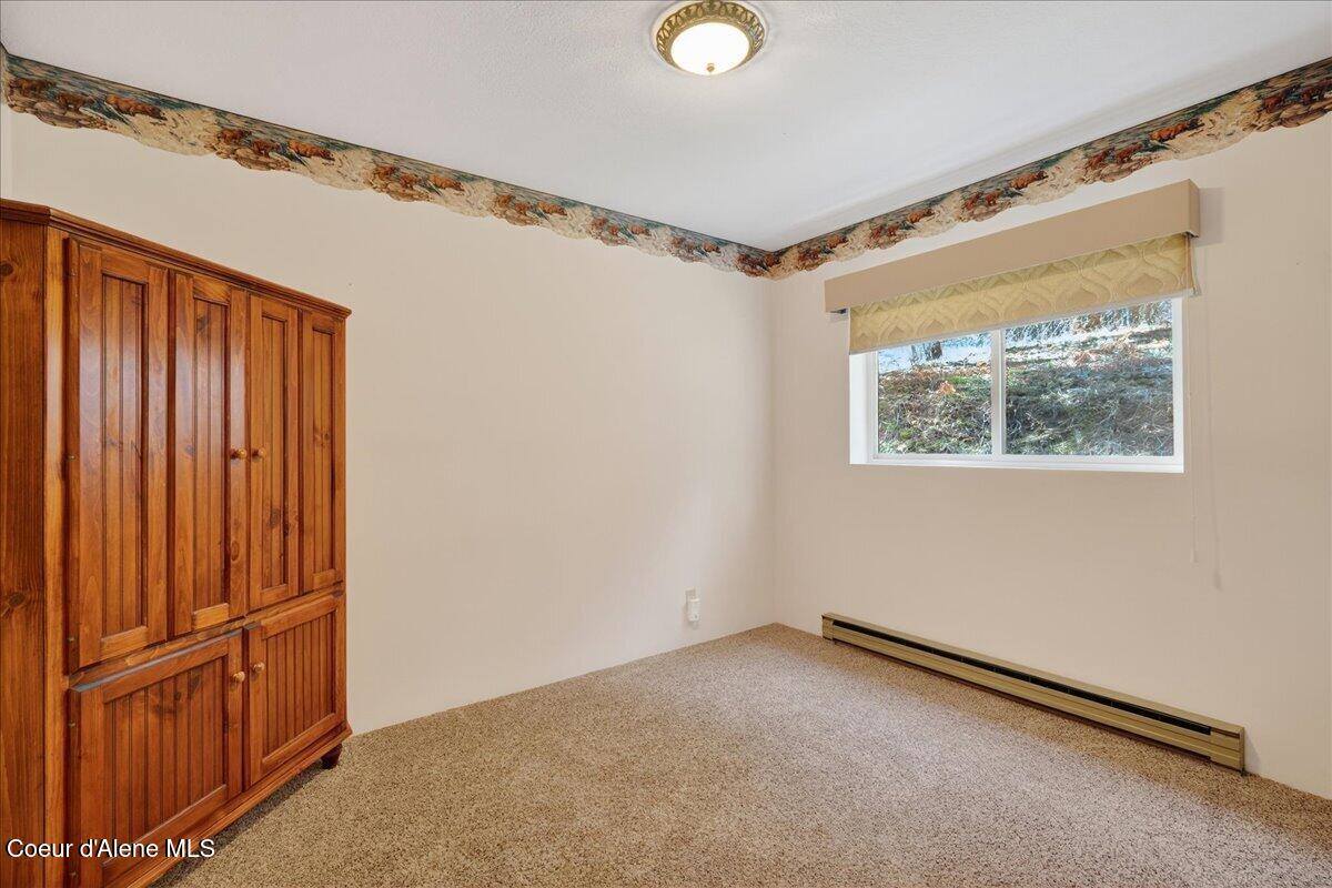 14205 North Taylors Terrace Rd, Hayden, ID 83835