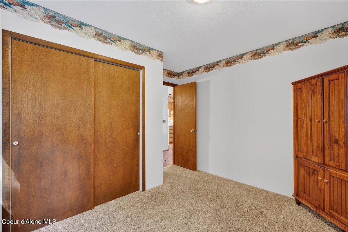 14205 North Taylors Terrace Rd, Hayden, ID 83835