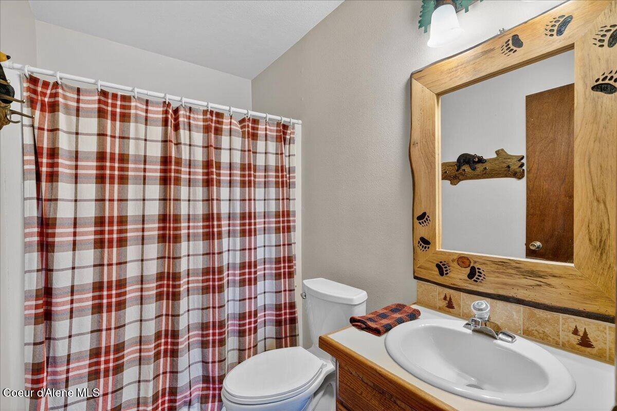 14205 North Taylors Terrace Rd, Hayden, ID 83835