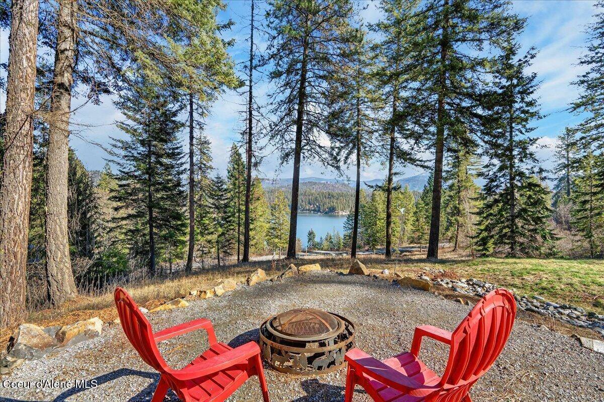 14205 North Taylors Terrace Rd, Hayden, ID 83835