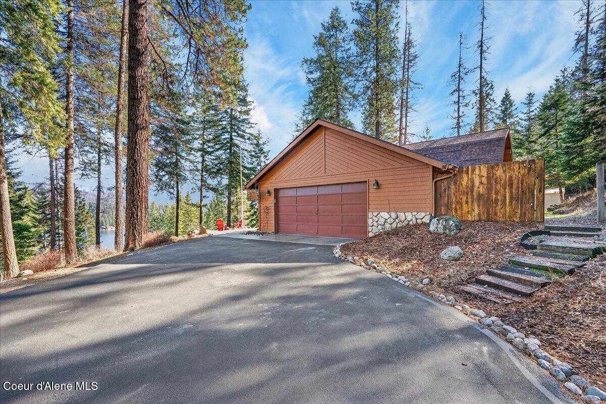 14205 North Taylors Terrace Rd, Hayden, ID 83835