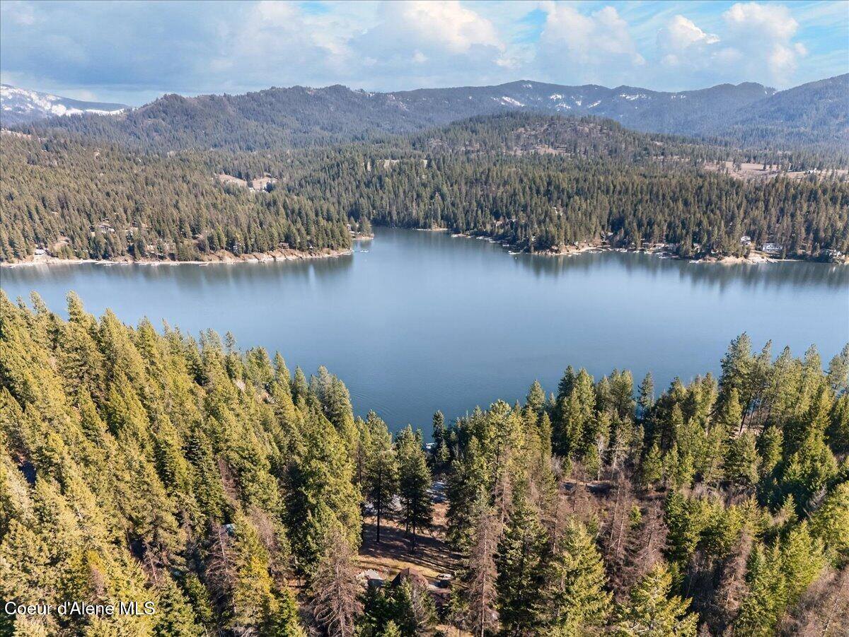 14205 North Taylors Terrace Rd, Hayden, ID 83835