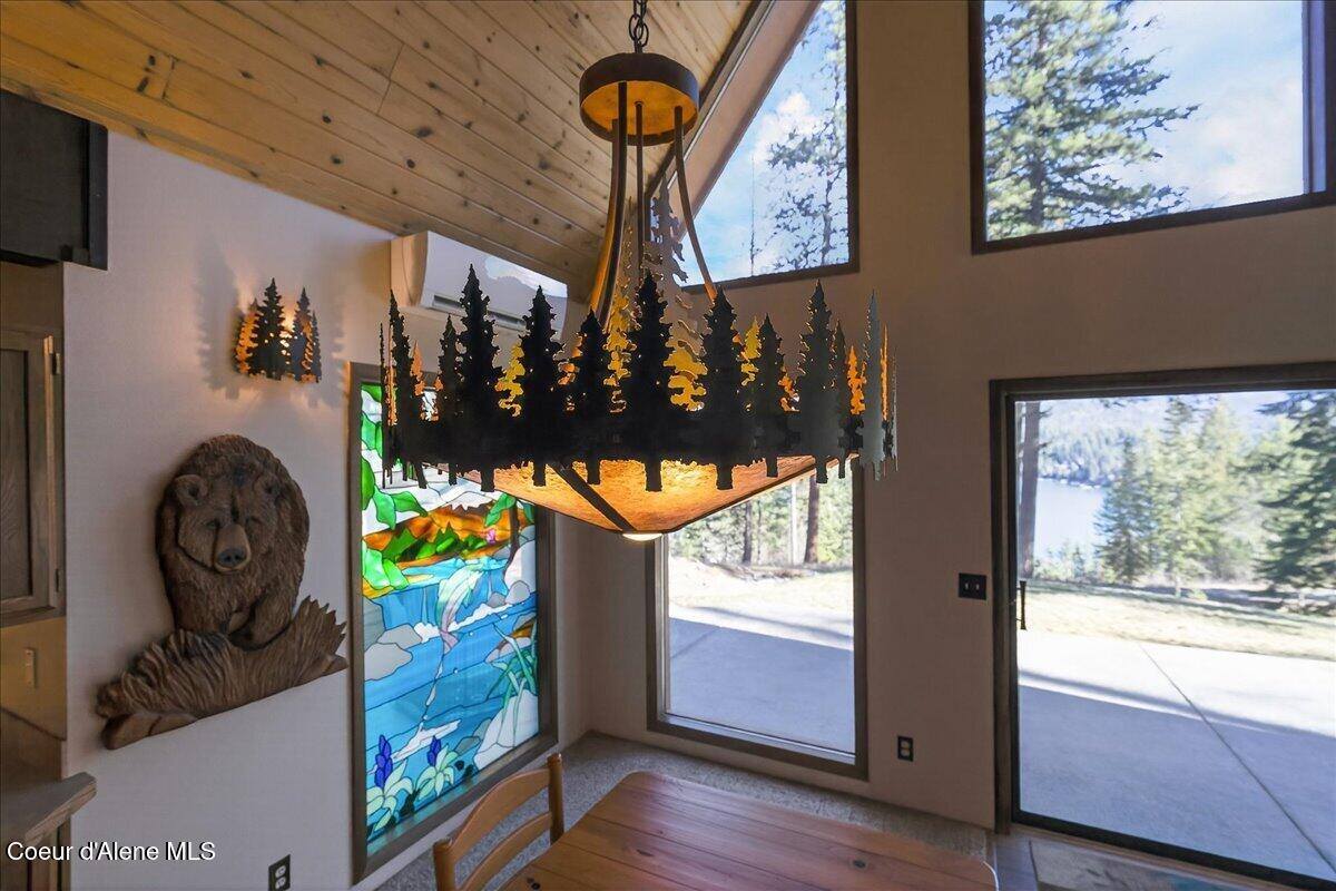 14205 North Taylors Terrace Rd, Hayden, ID 83835