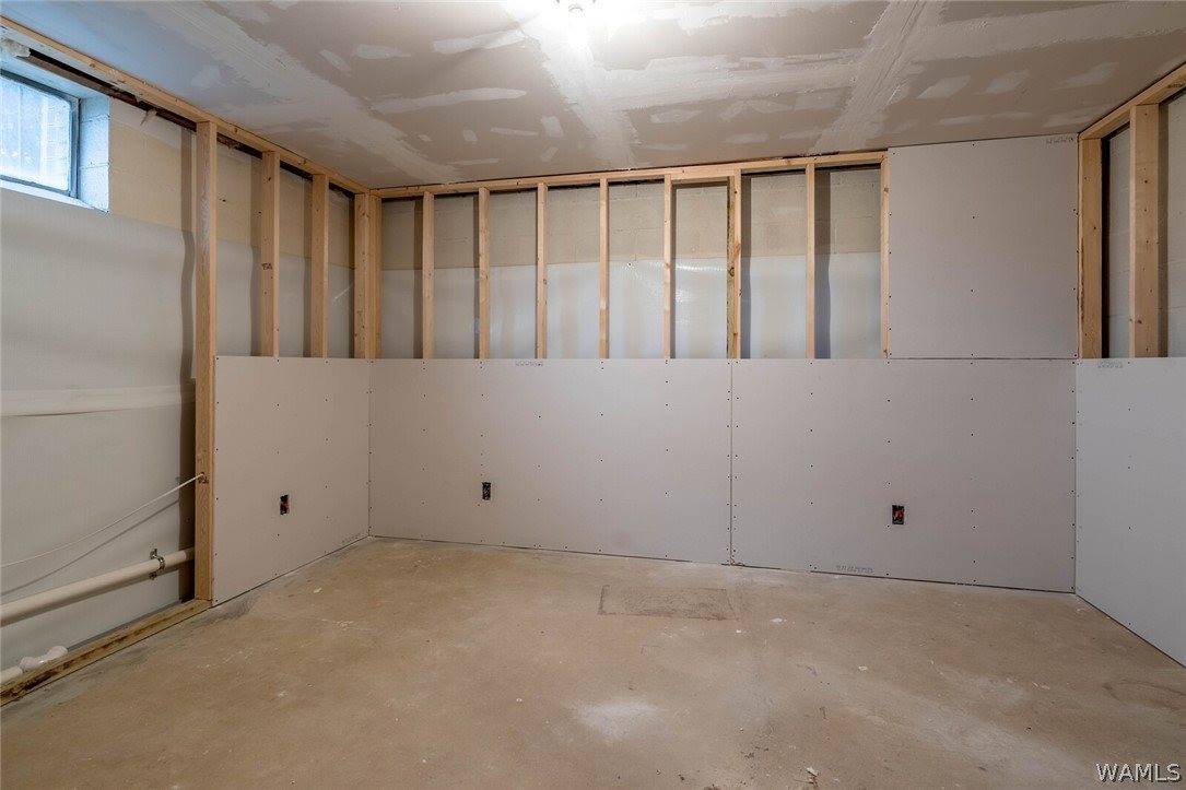 3401 21st Street, Northport, AL 35476