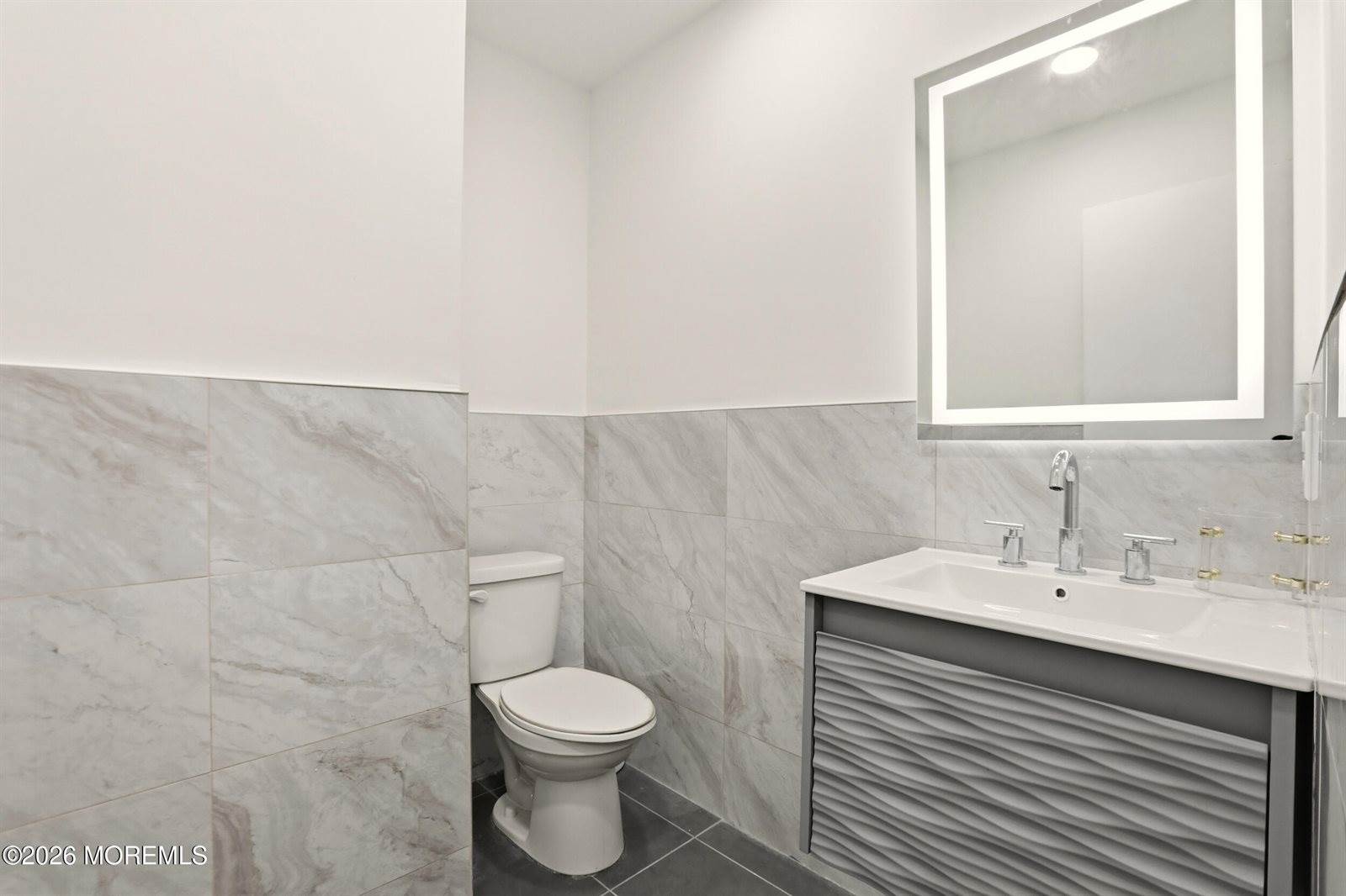 1033 Birmingham Avenue, Toms River, NJ 08757