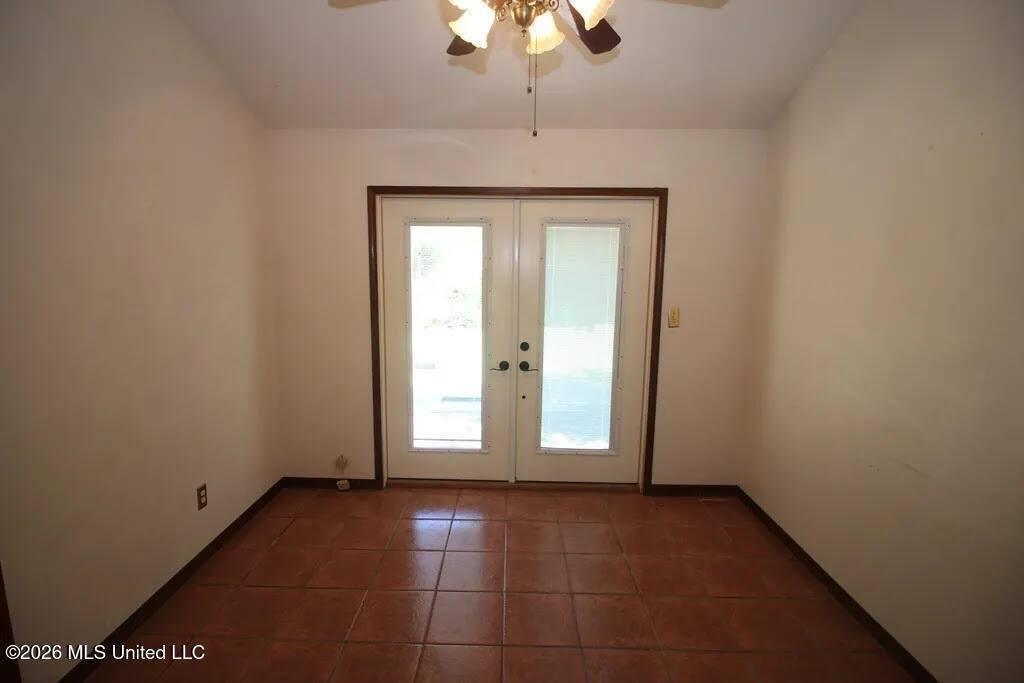 1809 Wansley Road, Laurel, MS 39443