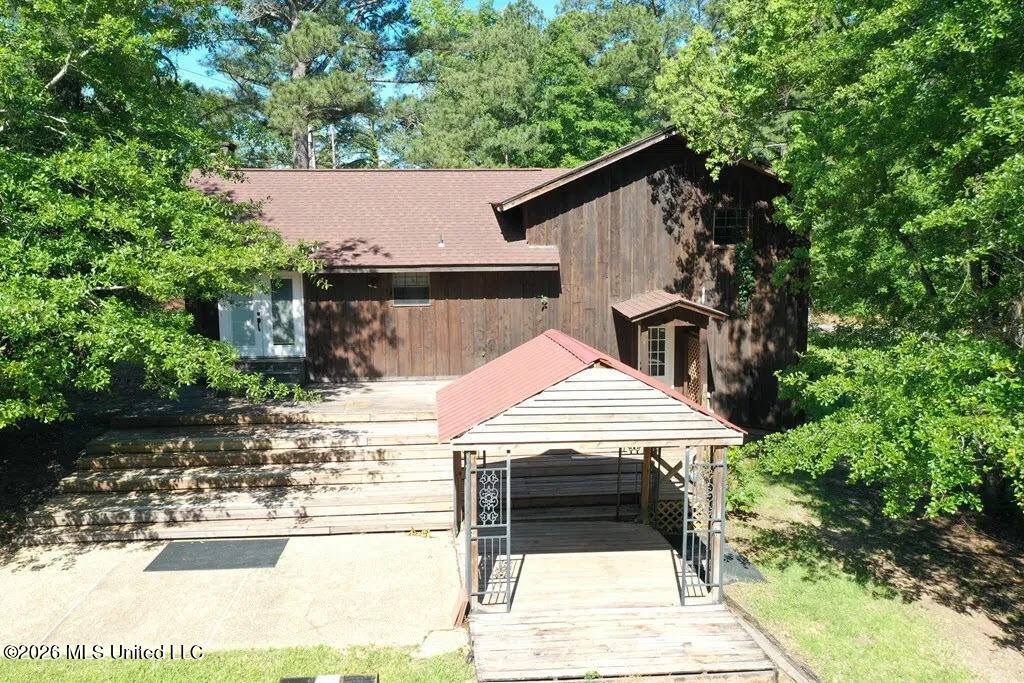 1809 Wansley Road, Laurel, MS 39443