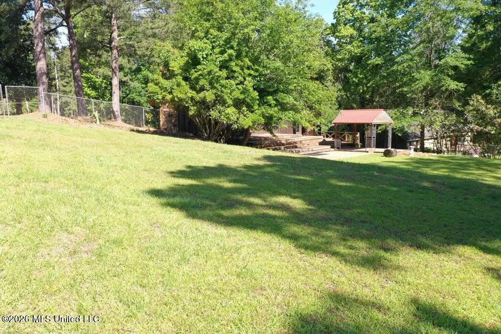 1809 Wansley Road, Laurel, MS 39443