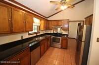 1809 Wansley Road, Laurel, MS 39443