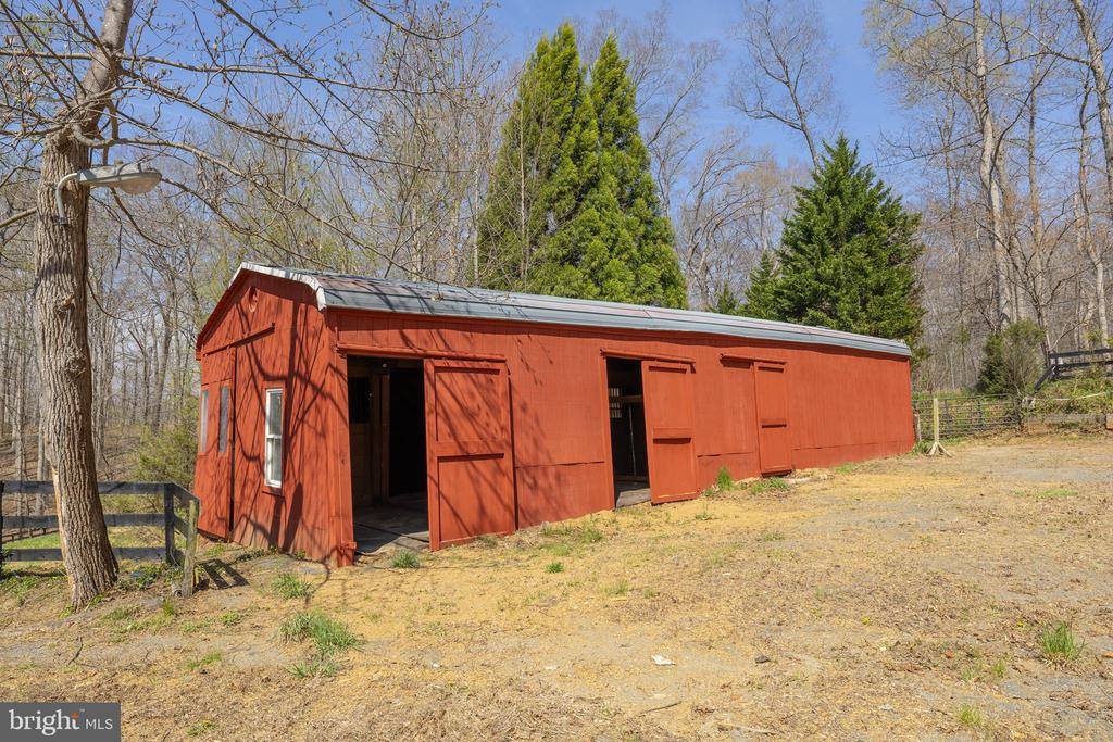 8701 Sinclair Mill Road, Manassas, VA 20112