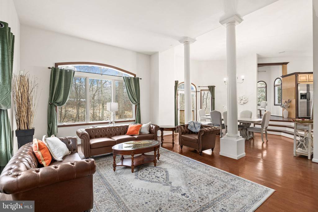 8701 Sinclair Mill Road, Manassas, VA 20112