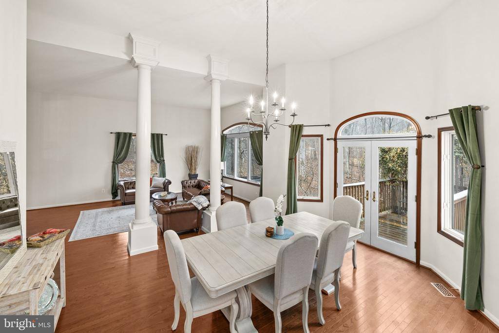 8701 Sinclair Mill Road, Manassas, VA 20112