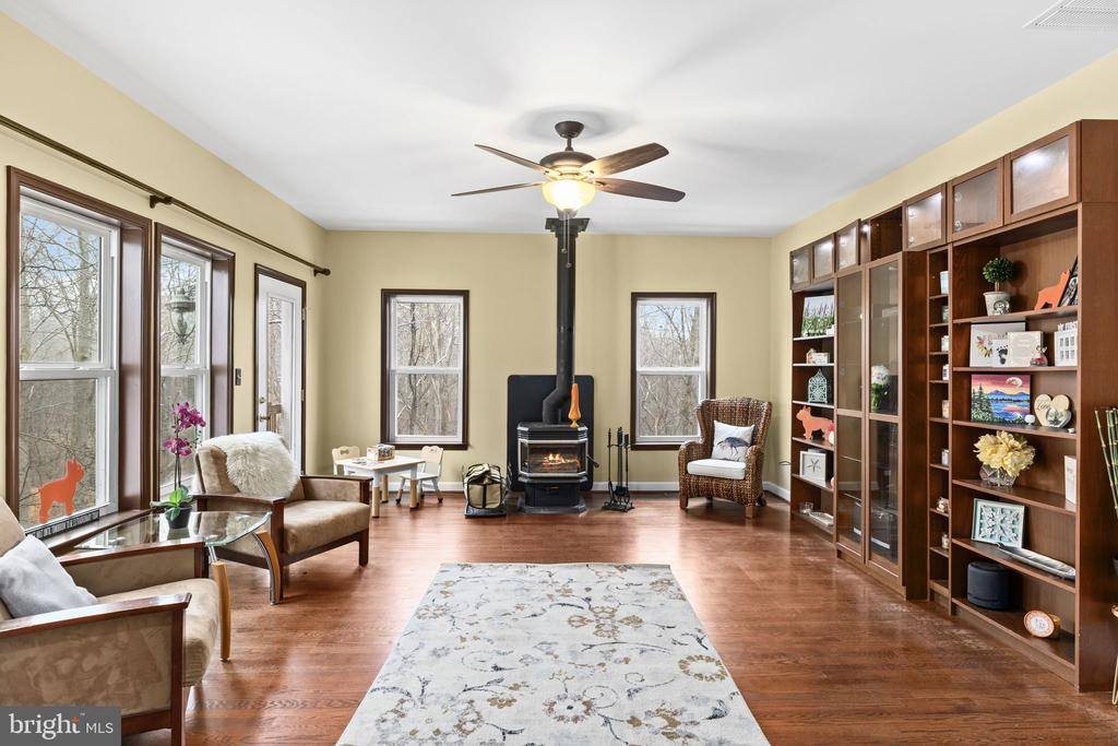 8701 Sinclair Mill Road, Manassas, VA 20112