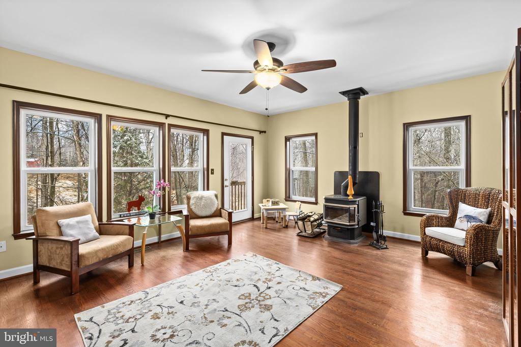 8701 Sinclair Mill Road, Manassas, VA 20112