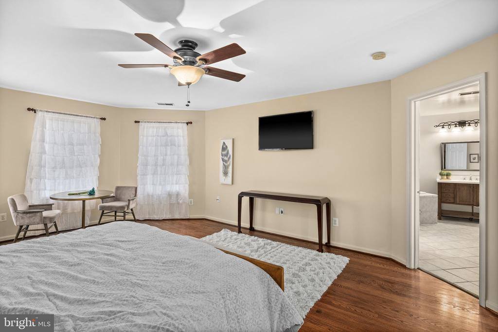 8701 Sinclair Mill Road, Manassas, VA 20112