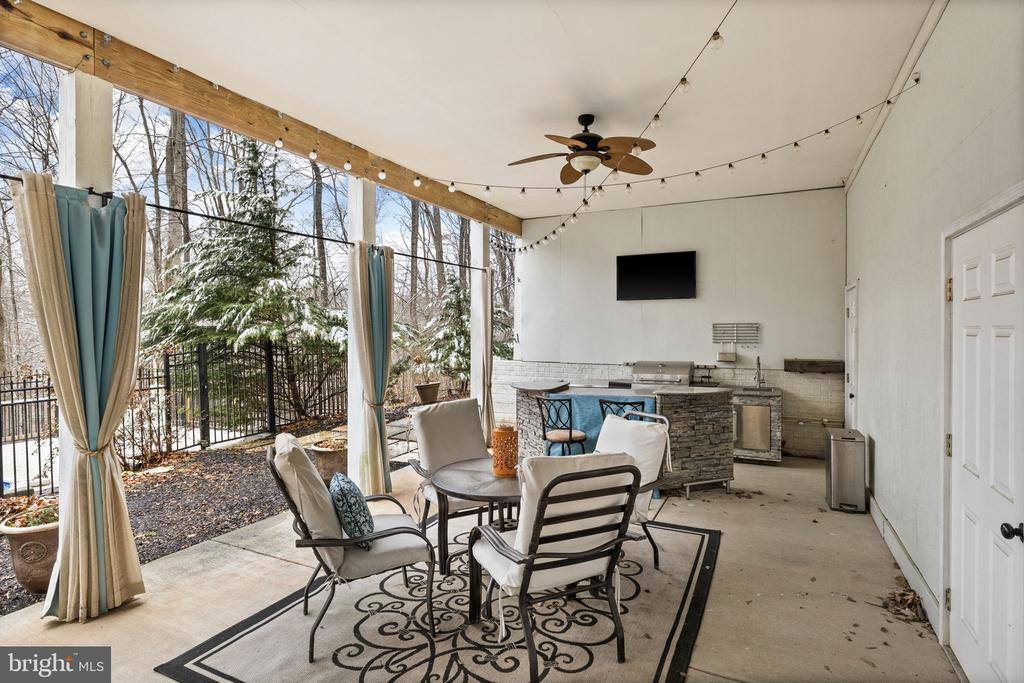 8701 Sinclair Mill Road, Manassas, VA 20112