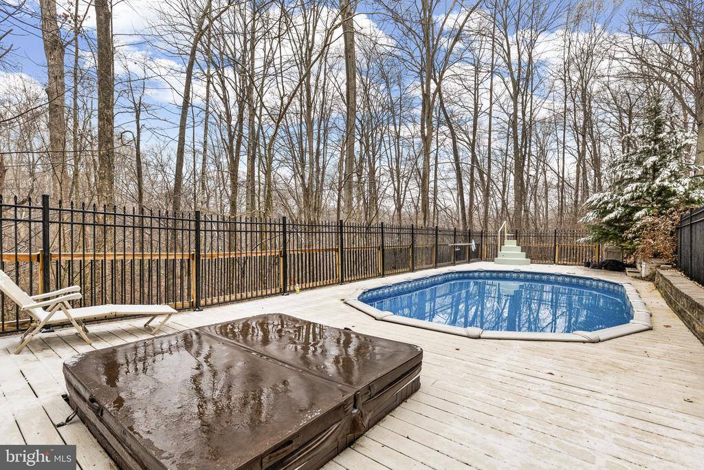 8701 Sinclair Mill Road, Manassas, VA 20112